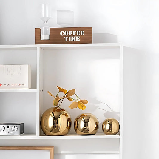 Kinrō Golden Ball Vase – Sculptural Glow for Modern Spaces