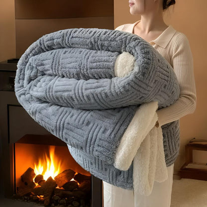Aveline Plush Blanket – Ultra-Soft Velvet Serenity