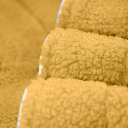 HanaFleece Comfort Coat – Gentle Warmth for Quiet Mornings