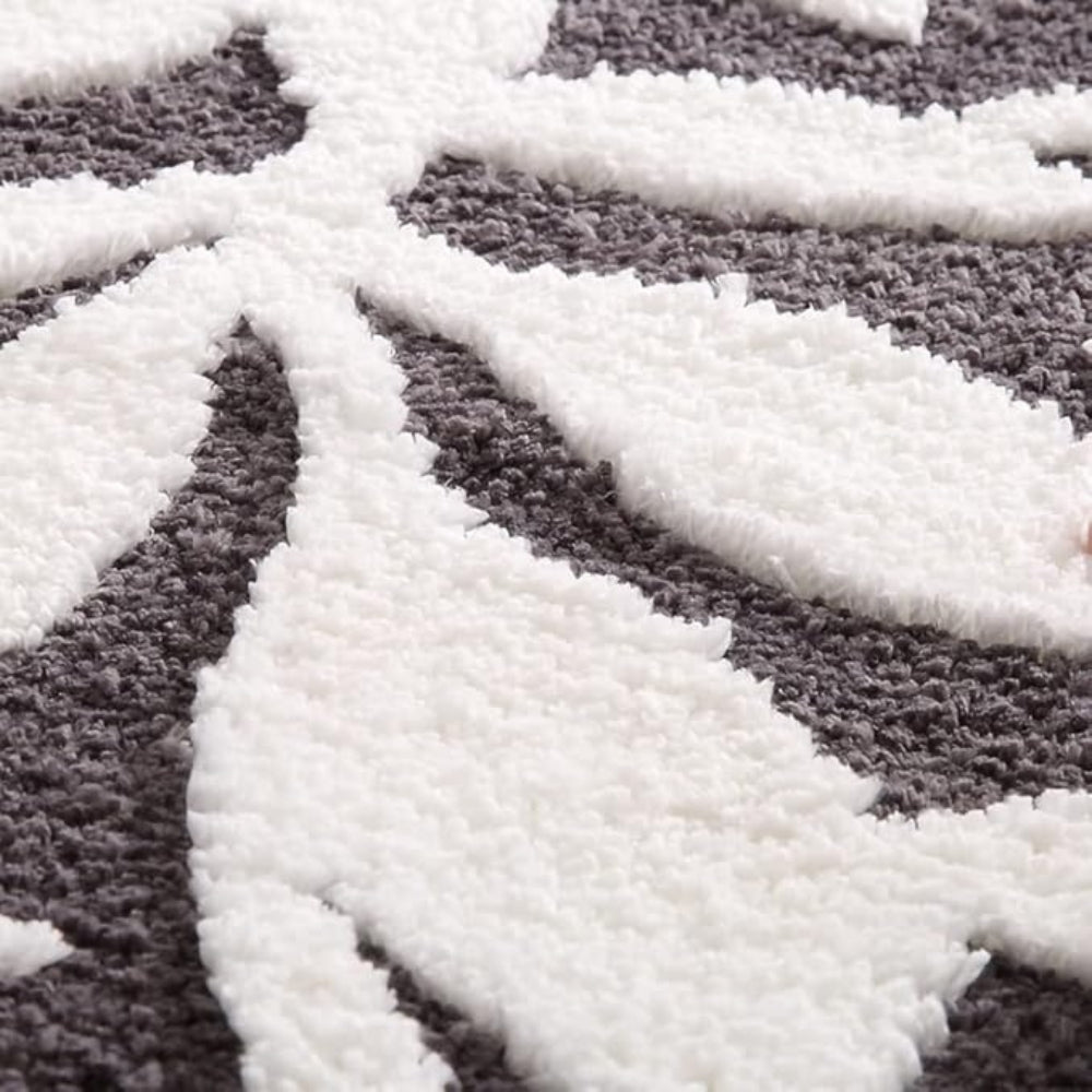 LeafLoom Bath Mat – Natural Calm Beneath Your Feet