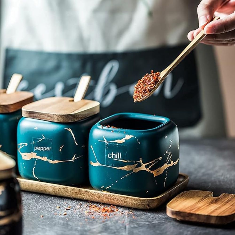 VeinLuxe Porcelain Tableware Set – Sculpted Calm for Everyday Dining