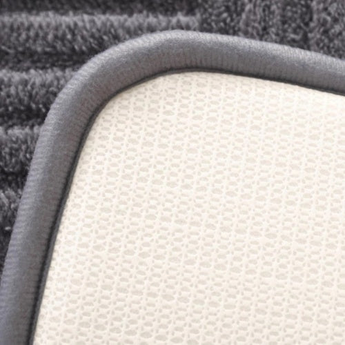 FormaGrid Bath Mat – Sculpted Softness for Everyday Grounding