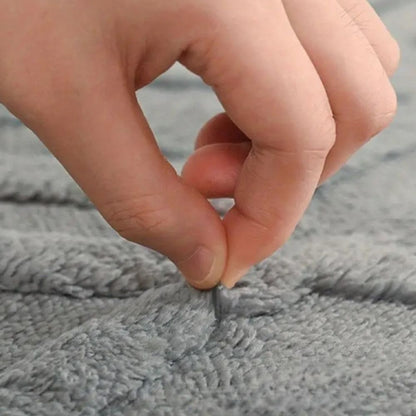 QuietaMat Bath Mat – Subtle Geometry, Soft Comfort