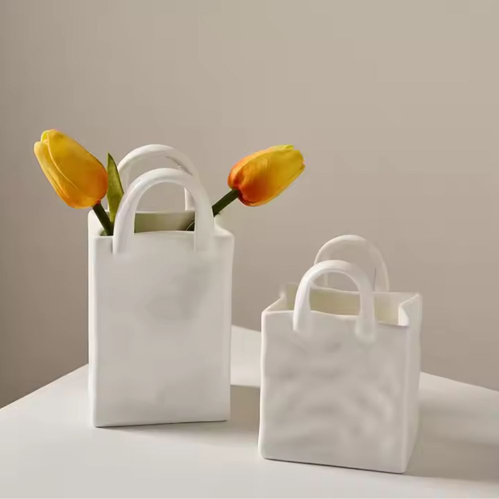 Kado Ceramic Vase – Tote-Inspired Modern Form