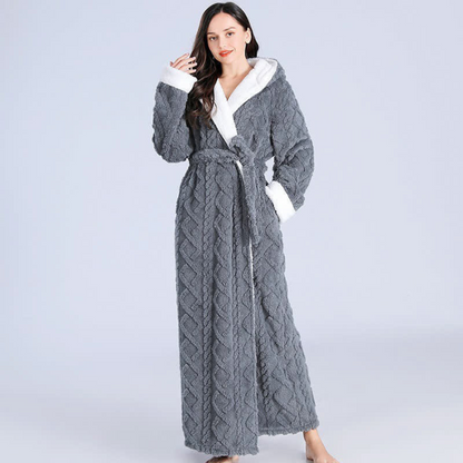 SoraNest Hooded Robe – Wrapped Warmth for Unhurried Living