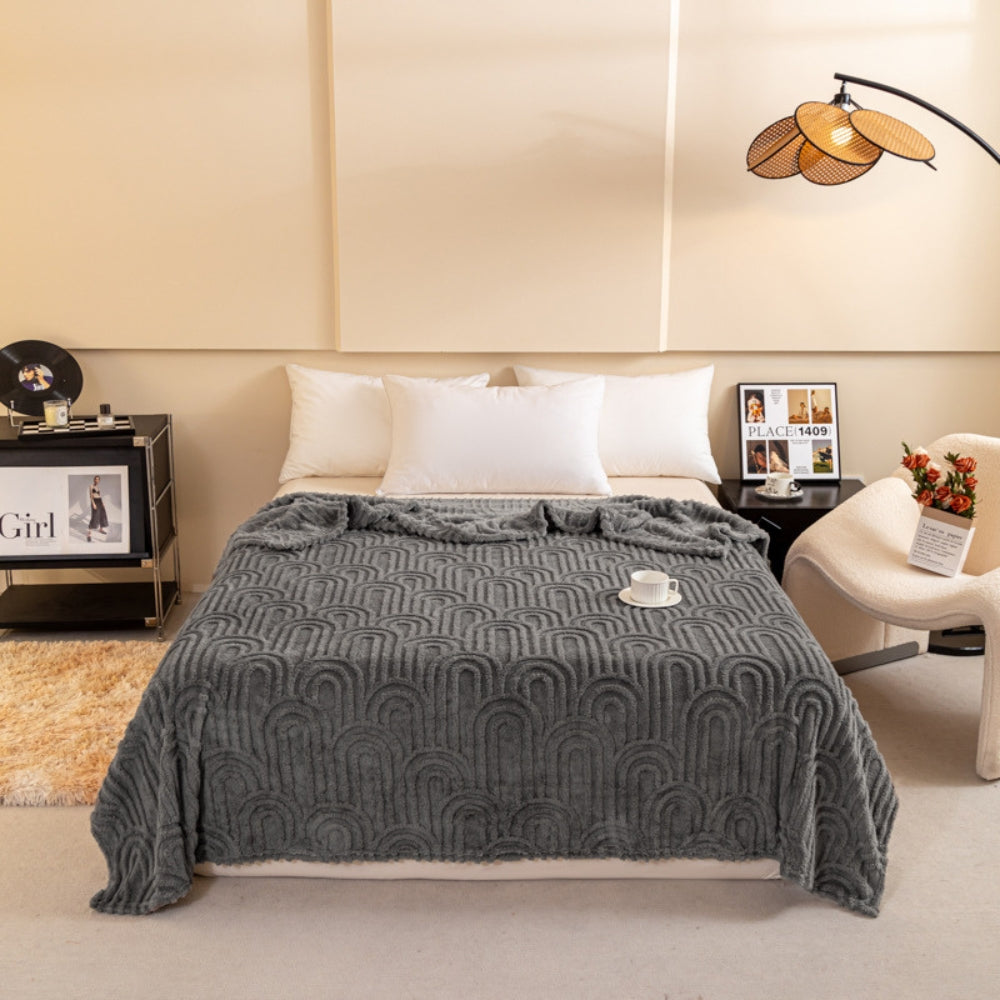 Lucara Plush Blanket – Ultra-Soft Velvet Luxe Throw