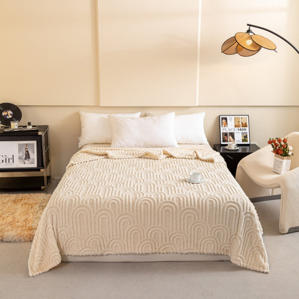 Lucara Plush Blanket – Ultra-Soft Velvet Luxe Throw