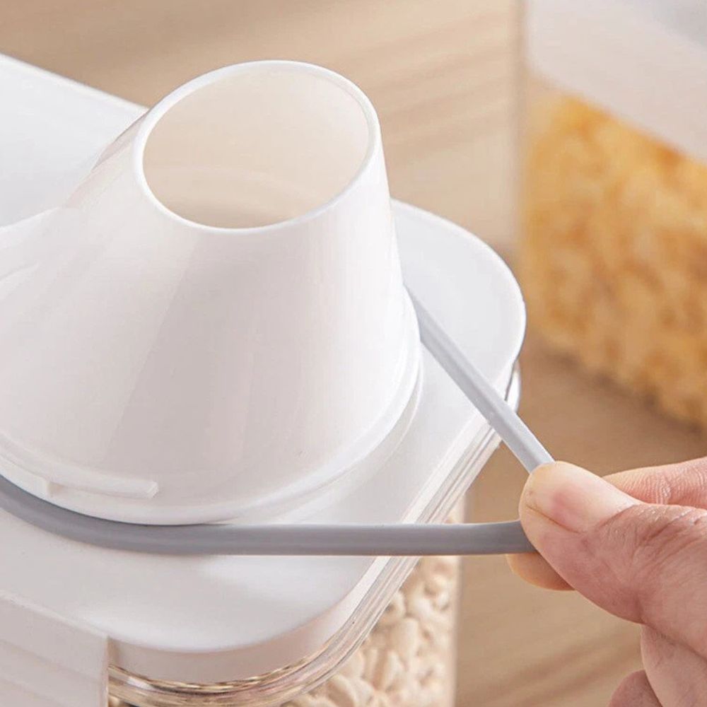 ClarityKeep Grain Container – Calm Storage for Modern Kitchens