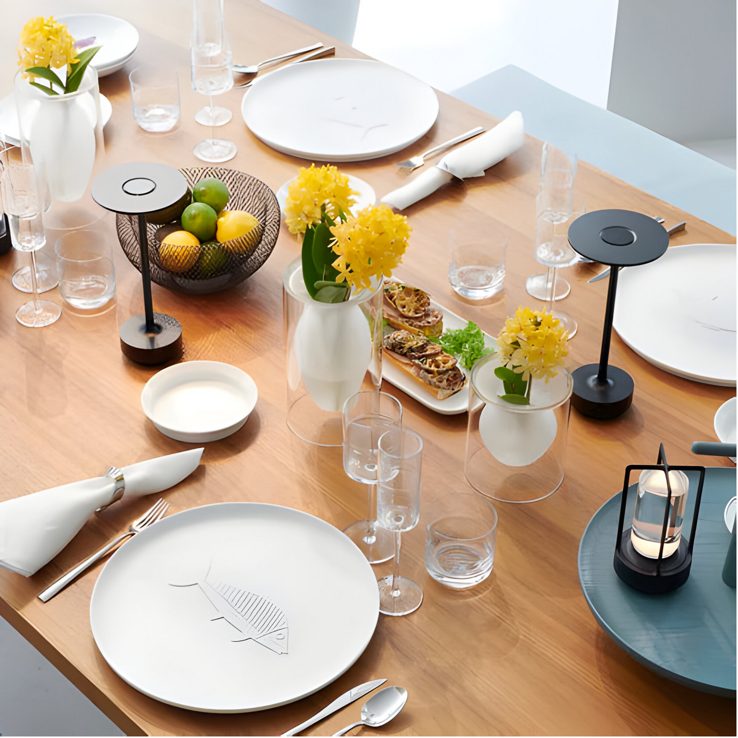 LumoGlow Wireless Lamp – Touch-Controlled Ambient Light for Modern Spaces