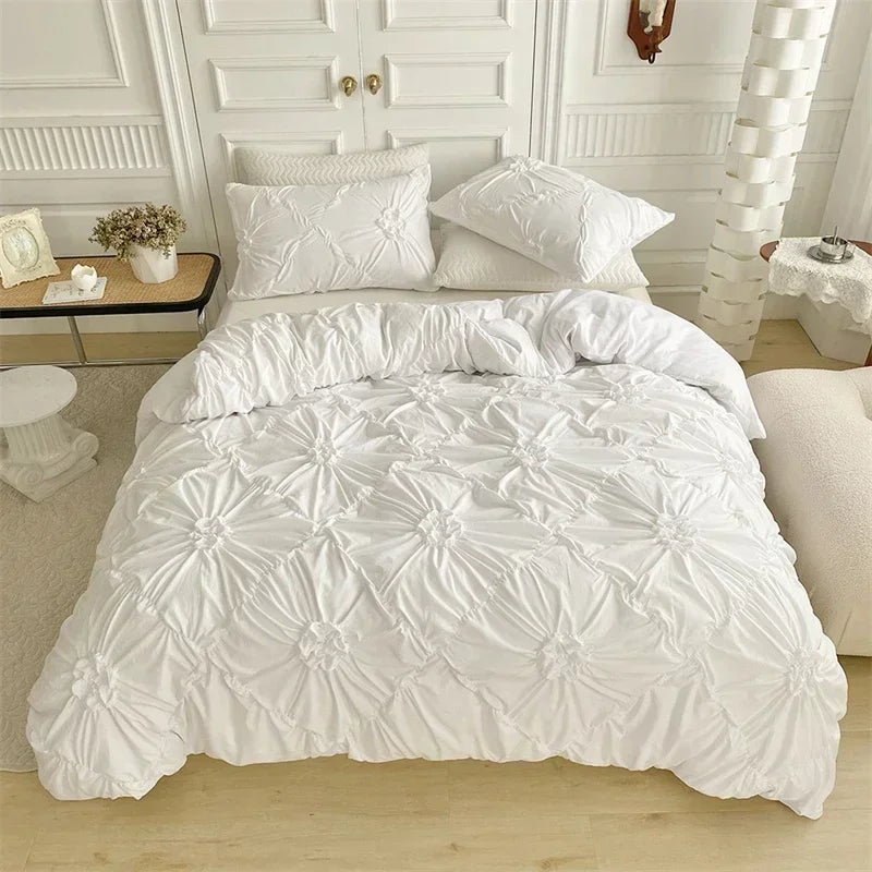 FloraLoom Ruffle Duvet Set – Soft-Stitched Floral Quilt Cover