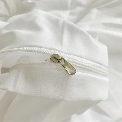 FloraLoom Ruffle Duvet Set – Soft-Stitched Floral Quilt Cover