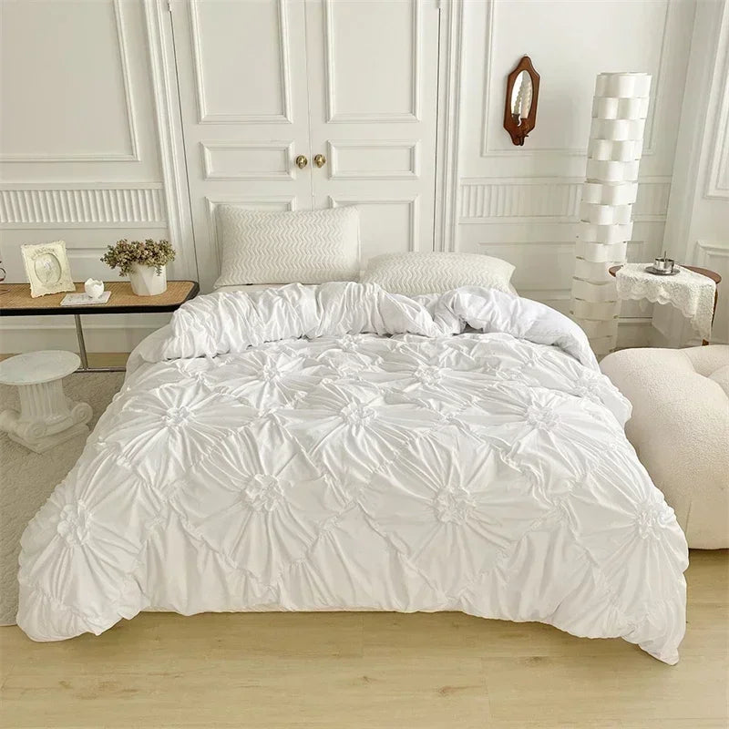 FloraLoom Ruffle Duvet Set – Soft-Stitched Floral Quilt Cover