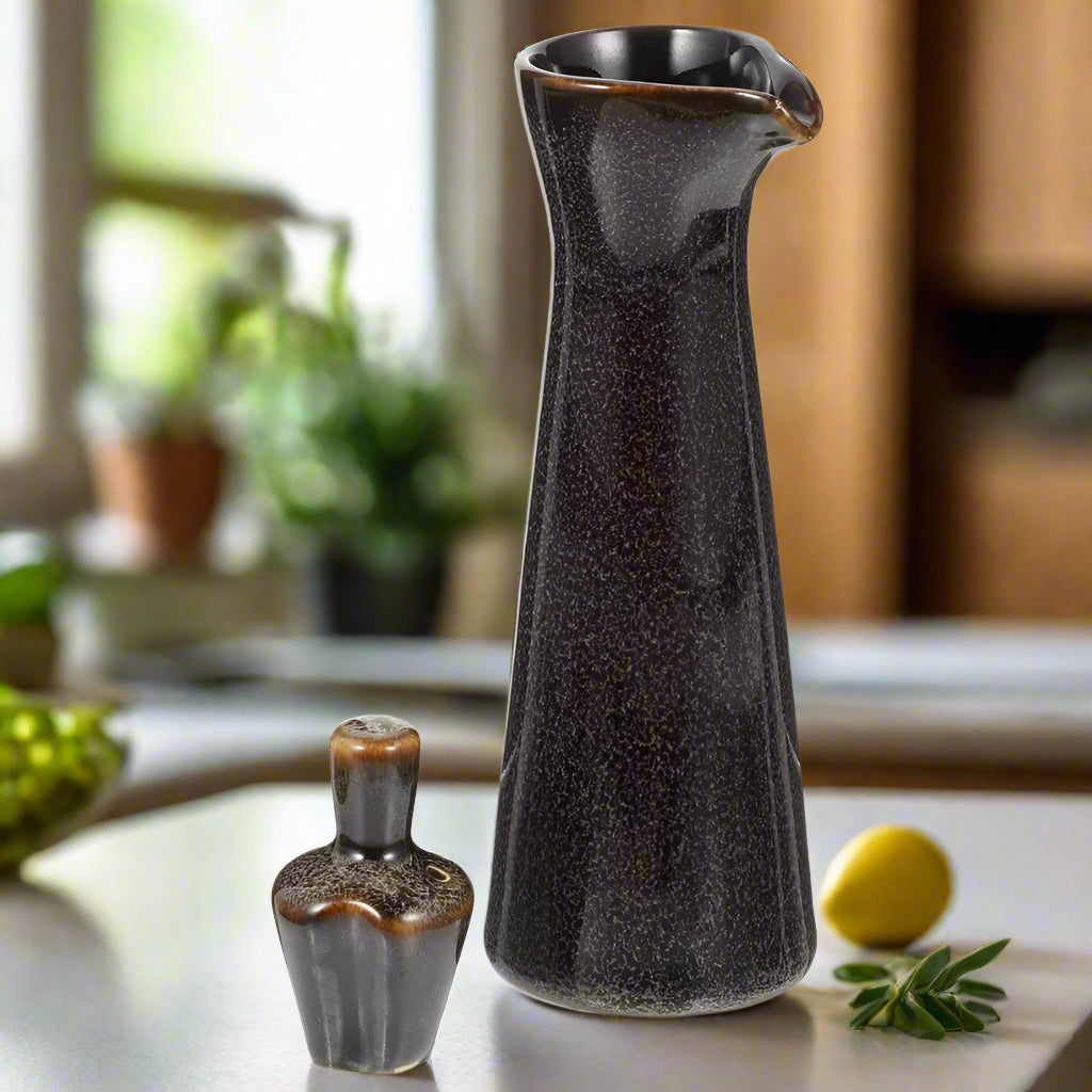 Kiyo Ceramic Condiment Bottle – Pure Form, Thoughtful Function