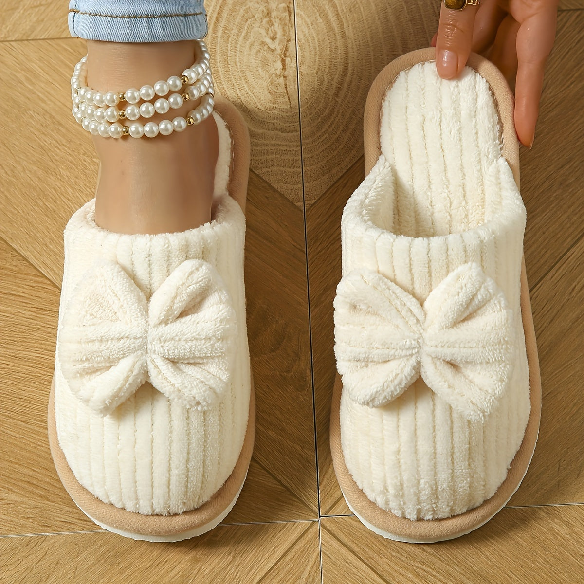 Céline Winter Slippers – Women's Fleece-Lined Bow Comfort