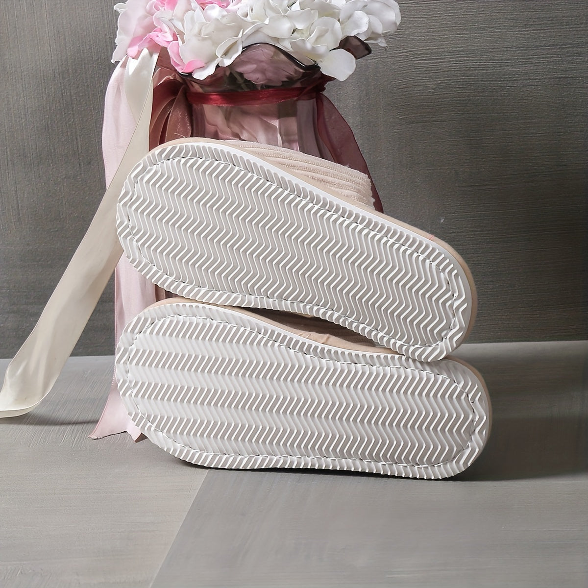 Céline Winter Slippers – Women's Fleece-Lined Bow Comfort