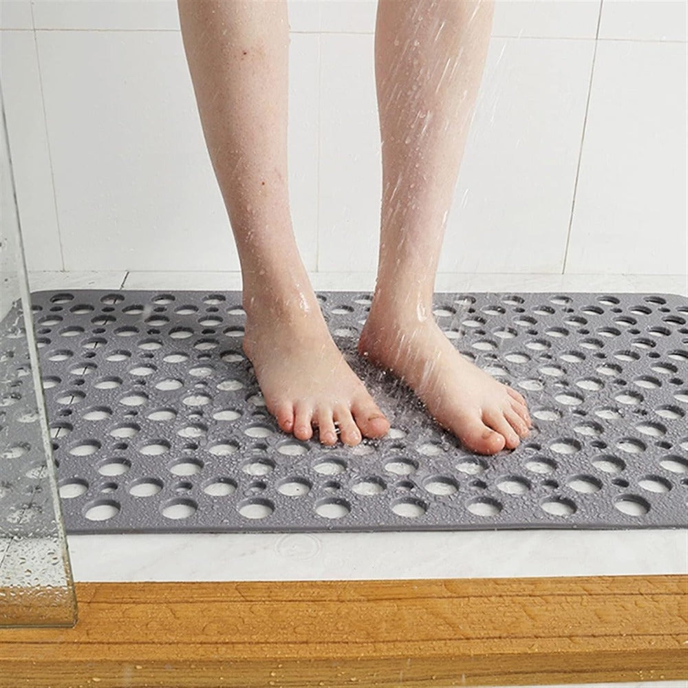 SlipSafe Shower Mat – Non-Slip Bathroom Mat with Quick Drainage & Easy-Clean Surface