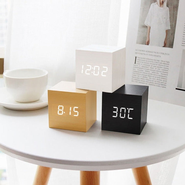 SerenGlow Cube Clock – Minimalist LED Alarm with Calm Display