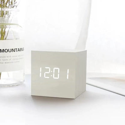 SerenGlow Cube Clock – Minimalist LED Alarm with Calm Display
